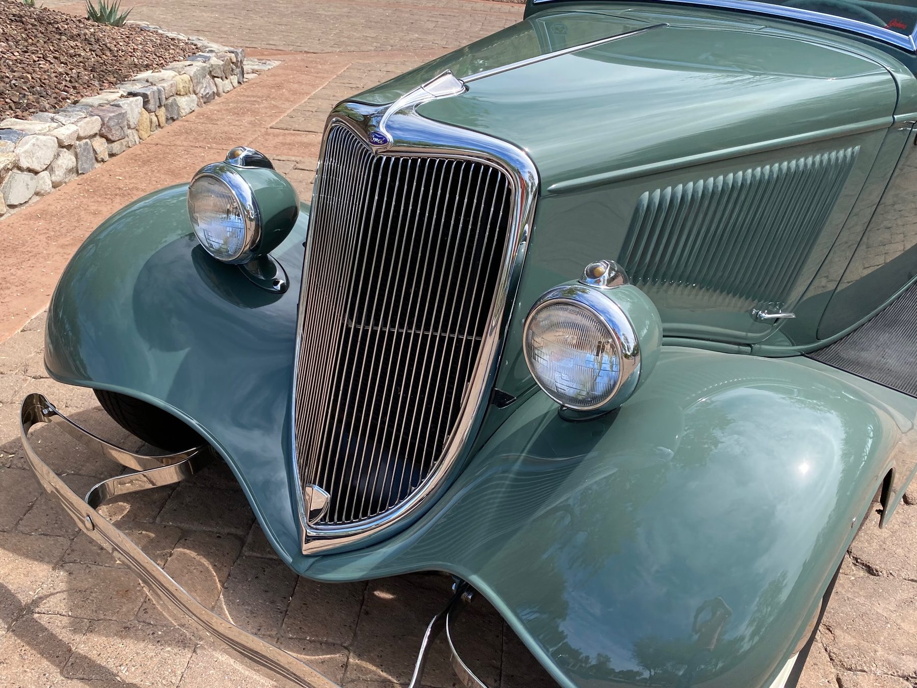 Front grille and headlights